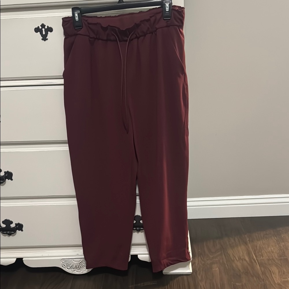 lululemon athletica Burgundy Ankle Pants